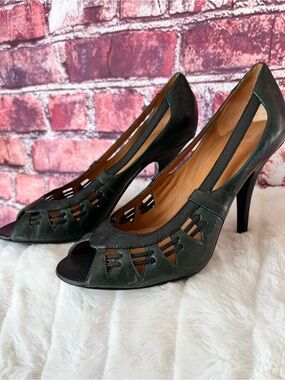 GIVENCHY Archival Dark Green Leather Cutout Peep Toe Stiletto Pumps